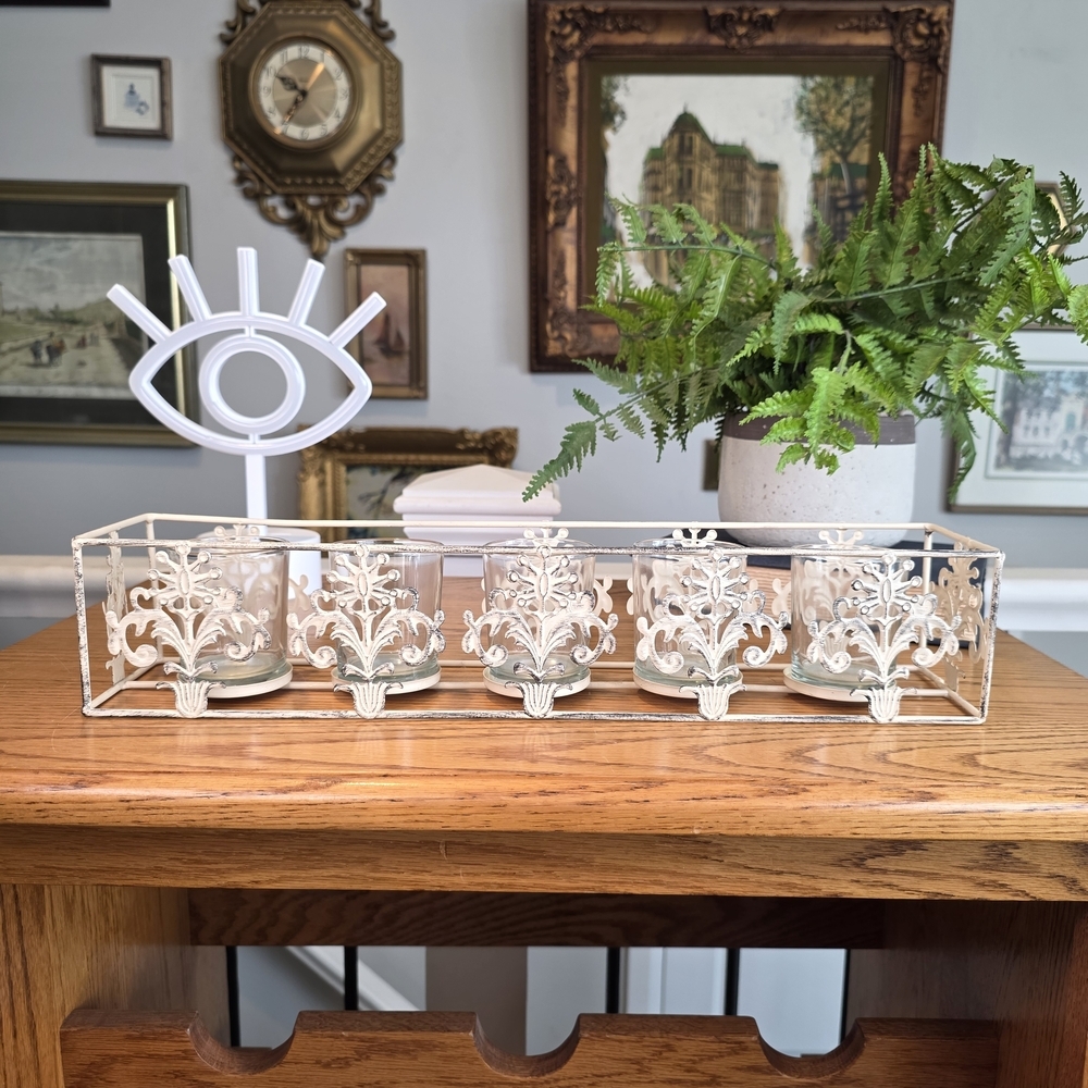 Shabby Chic White Wrought Iron Votive Holder - 5 Cup Fleur-de-Lis